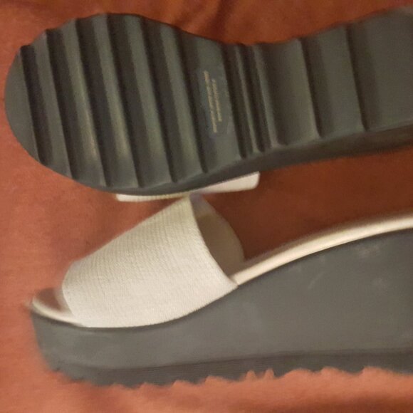 Camel Elastic Slip on wedge sandal - Picture 2 of 3